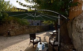 Antique Mansion in Provaglio d'Iseo with Courtyard